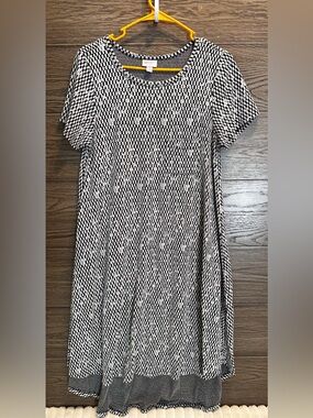 LuLaRoe Black and White Geometric Midi Dress